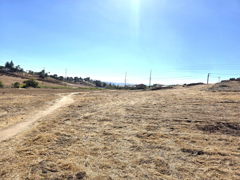 More Photos Of 30925 Nicolas Rd, Temecula Land For Sale