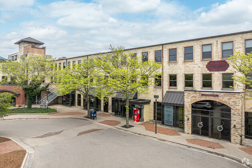 Primary Photo Of 41 Washington Ave, Grand Haven Storefront Retail Office For Lease