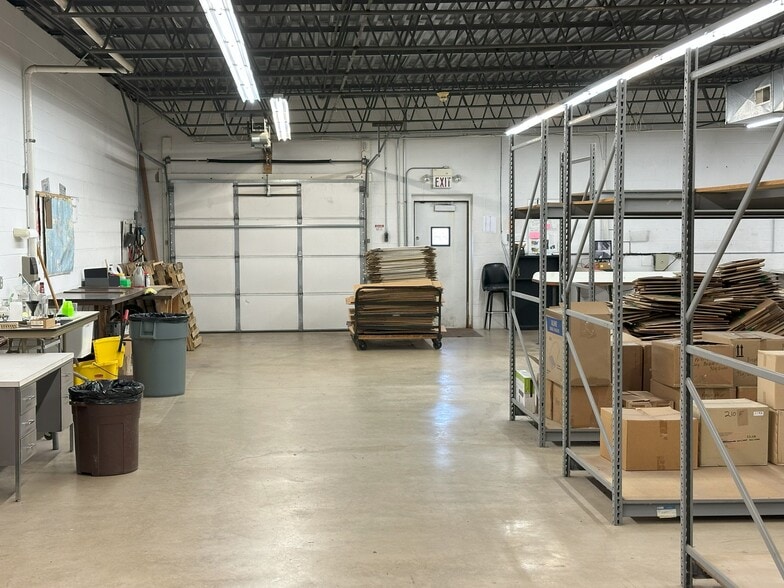 More Photos Of 3001 Kishwaukee St, Rockford Industrial For Sale
