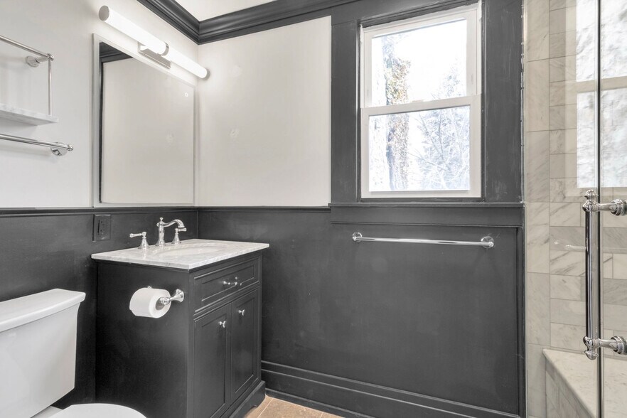 More Photos Of 9060 Main St, Clarence Storefront Retail Residential For Sale