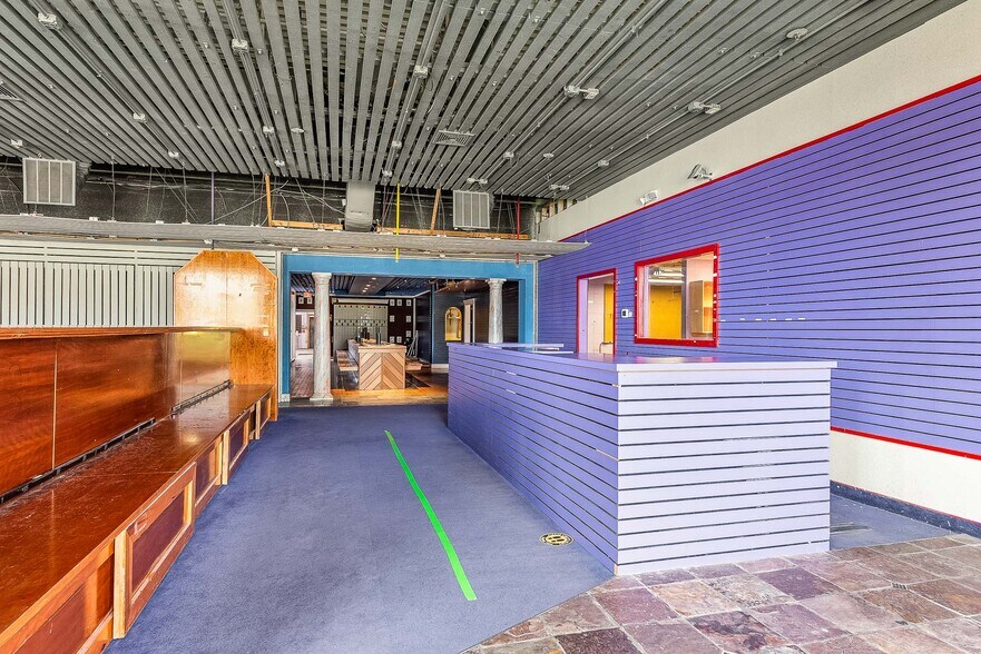 More Photos Of 120 Andover St, Danvers Freestanding For Lease