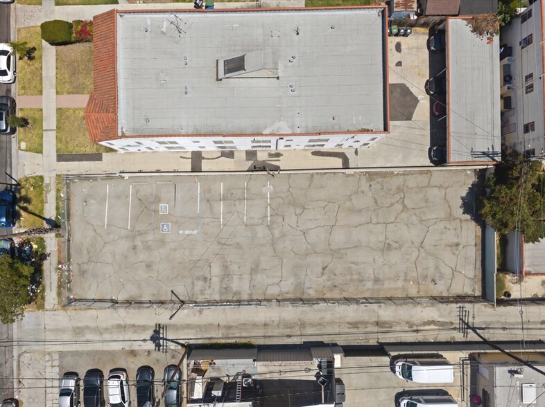 More Photos Of 3050 Edgehill Dr, Los Angeles Land For Sale