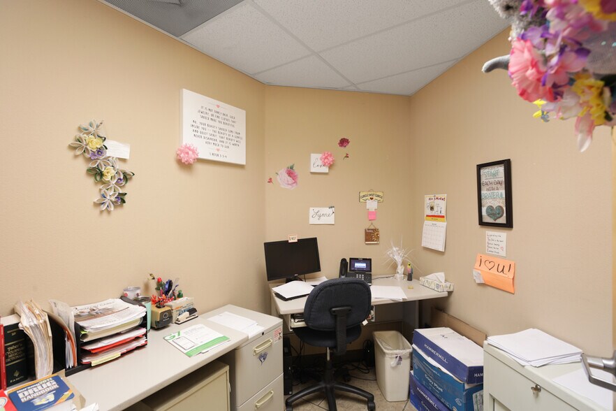 More Photos Of 297 S Lake Havasu Ave, Lake Havasu City Medical For Lease