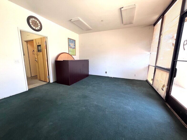 More Photos Of 432 N Canal St, South San Francisco Warehouse For Lease