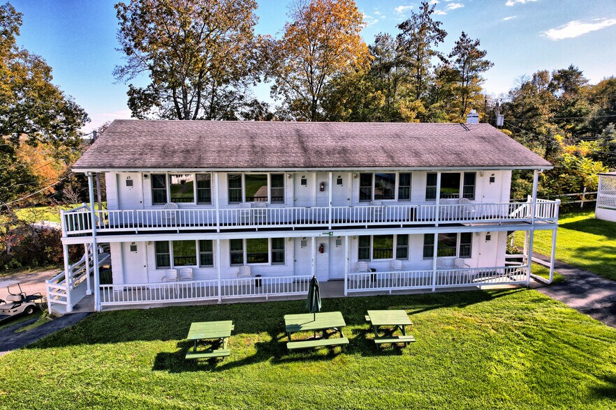 More Photos Of 118 Golden Hill Rd, Cornwallville Hotel For Sale