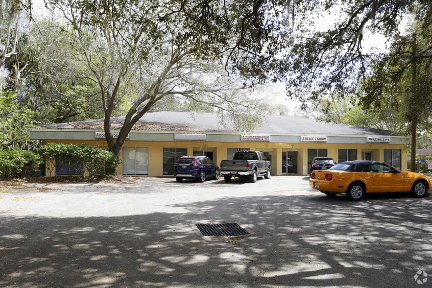 More Photos Of 221 Pauls Dr, Brandon Loft Creative Space For Lease