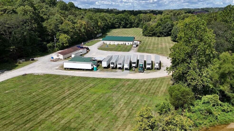 More Photos Of 6101 State Route 247, Hillsboro Light Distribution For Sale