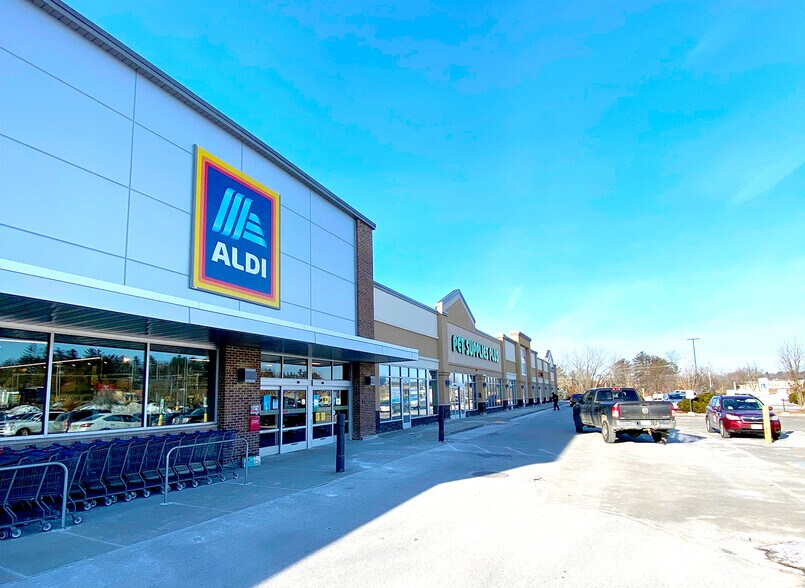 More Photos Of 270 Amherst St, Nashua Freestanding For Lease