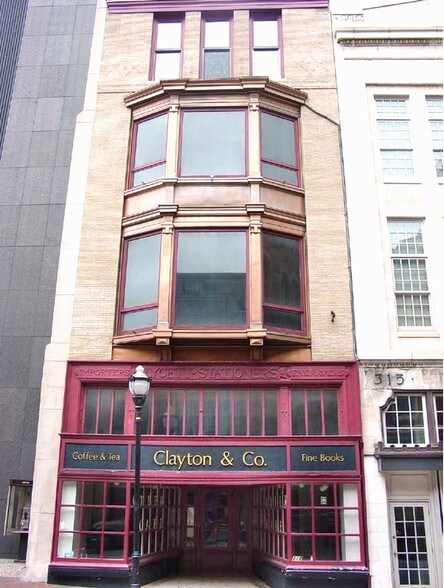 More Photos Of 317 N Charles St, Baltimore Office For Sale