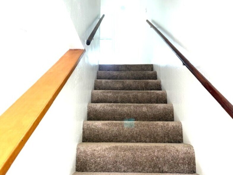 More Photos Of 188 Laurel Ave, Hayward Apartments For Sale