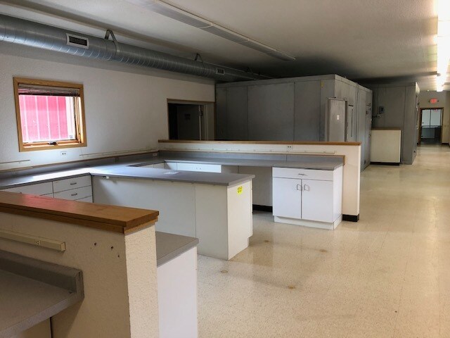 More Photos Of 373 280th St, Osceola Industrial For Lease