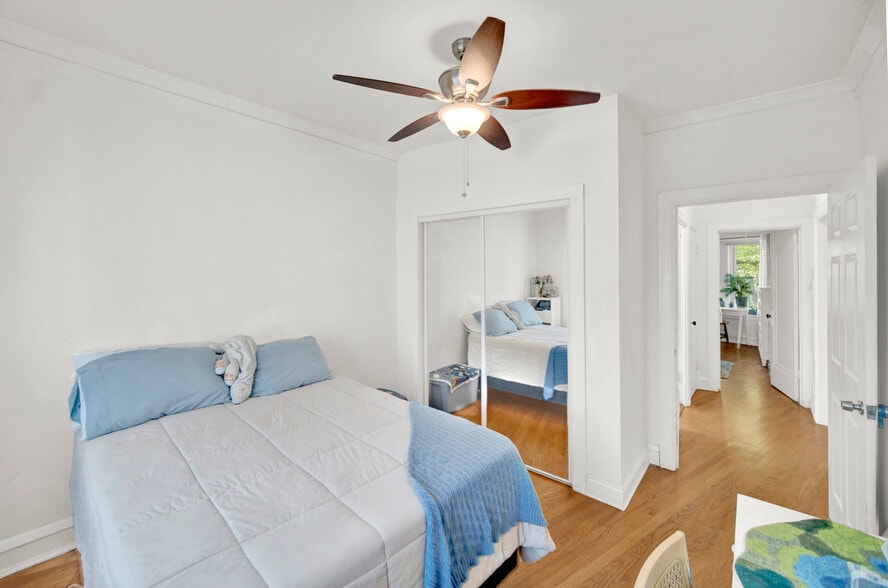 More Photos Of 1024 Noyes St, Evanston Apartments For Sale