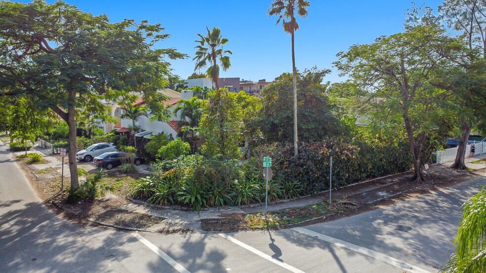 More Photos Of 512 SW 21st Ave, Miami Land For Sale