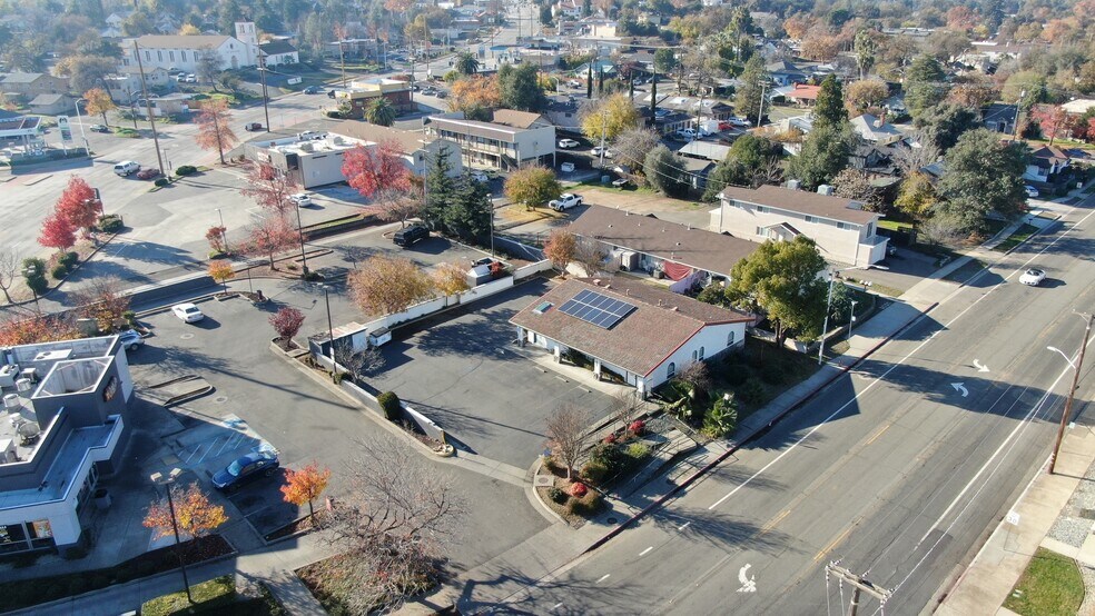 More Photos Of 1158 Court St, Redding Medical For Sale