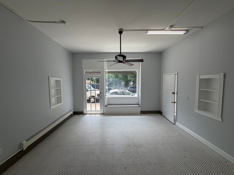 More Photos Of 225 34th St, Brooklyn Light Manufacturing For Lease