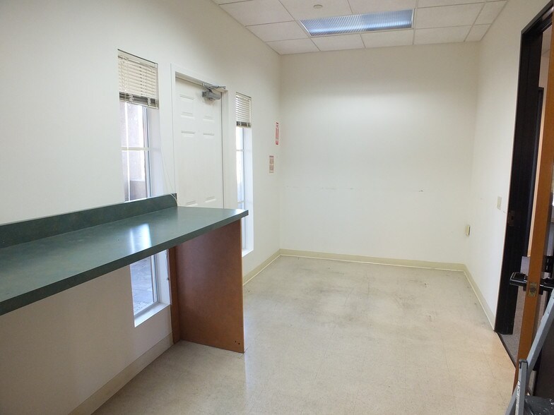 More Photos Of 26421 Crown Valley Pky, Mission Viejo Medical For Lease