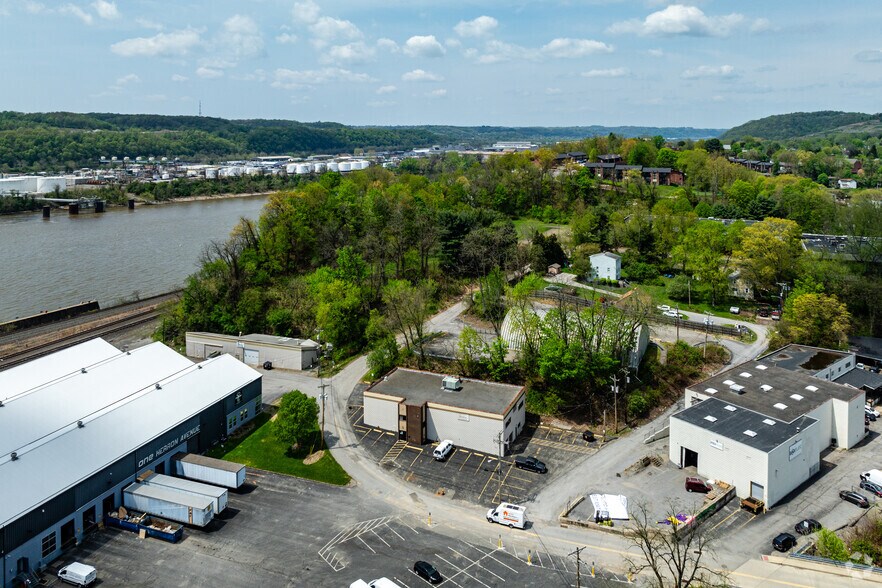 More Photos Of 35 Herron Ave, Pittsburgh Light Distribution For Lease