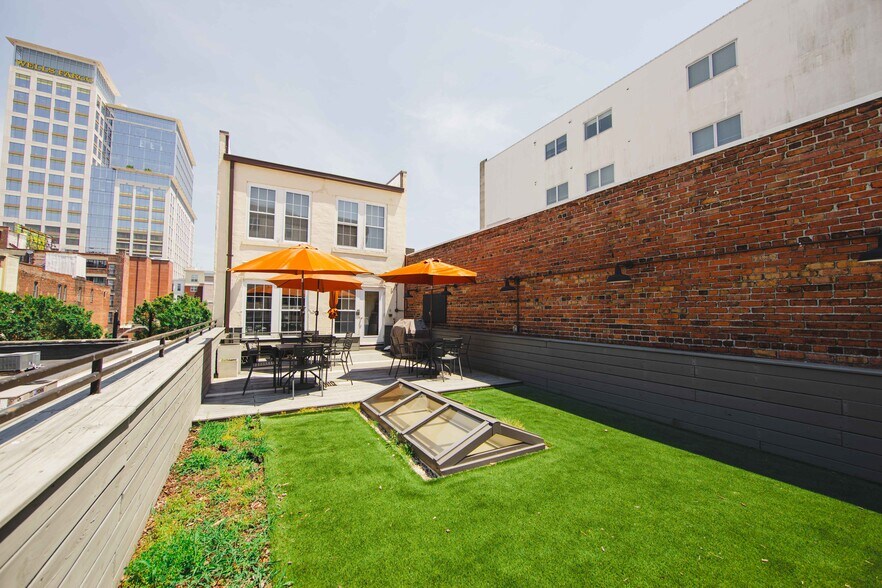 More Photos Of 427 Granby St, Norfolk Office For Lease