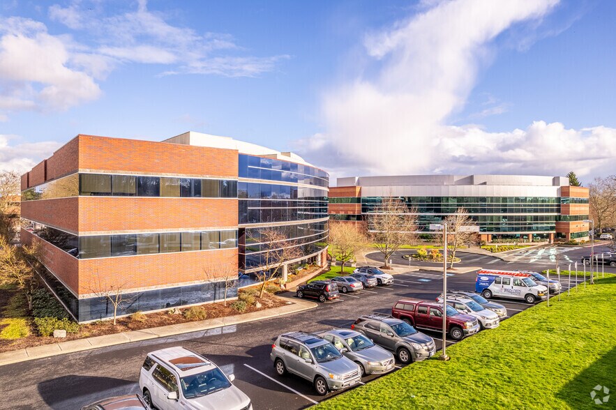 More Photos Of 7700 NE Parkway Dr, Vancouver Office For Sale