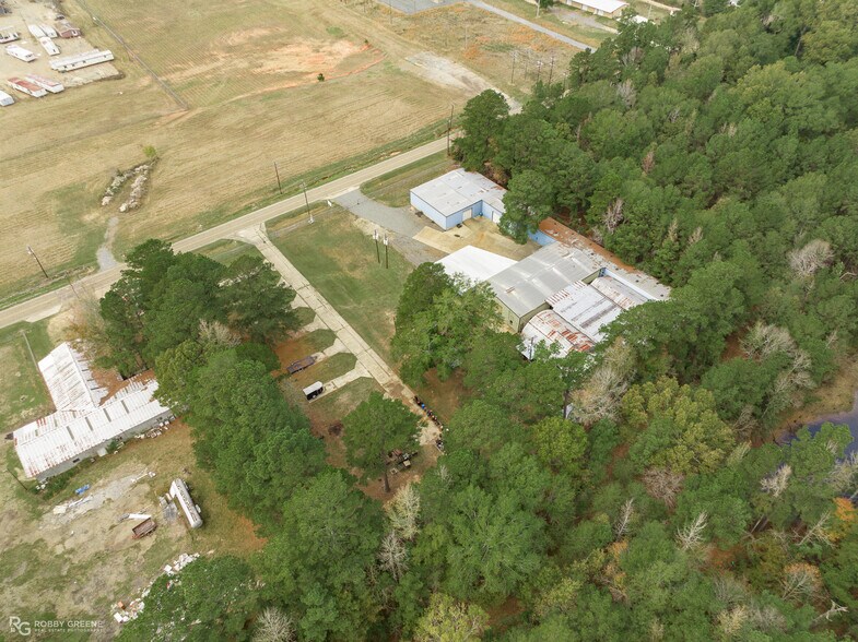 More Photos Of 1326 East St, Minden Industrial For Sale