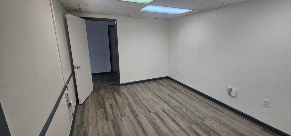 More Photos Of 318 S South St, Gastonia Office For Lease