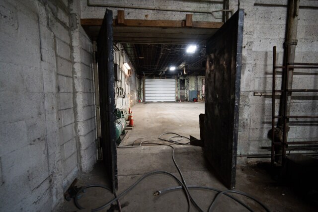 More Photos Of 232 Ferdinand St, Detroit Truck Terminal For Sale