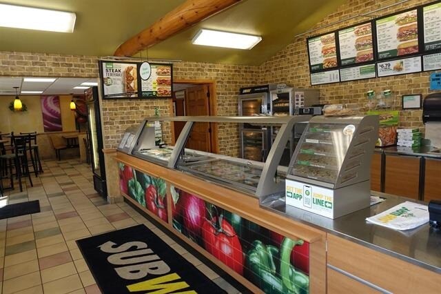 More Photos Of 945 Depot St, Manawa Fast Food For Sale