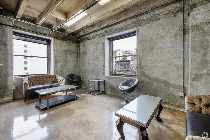 More Photos Of 448 S Hill St, Los Angeles Loft Creative Space For Lease