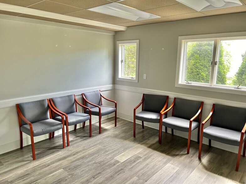 More Photos Of 46 W Avon Rd, Avon Office For Sale