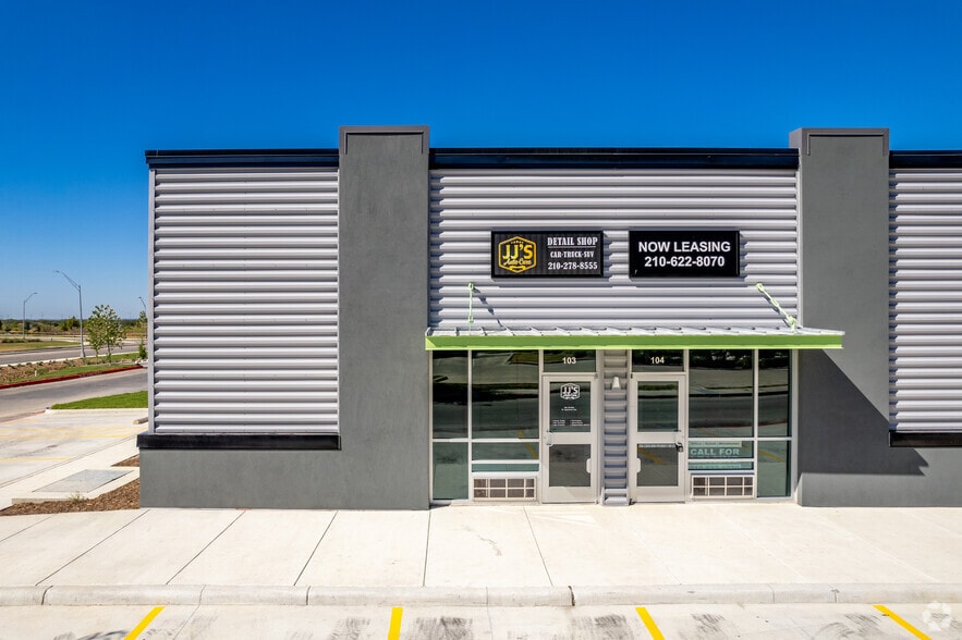 More Photos Of 8114 City Base Landing, San Antonio Unknown For Lease
