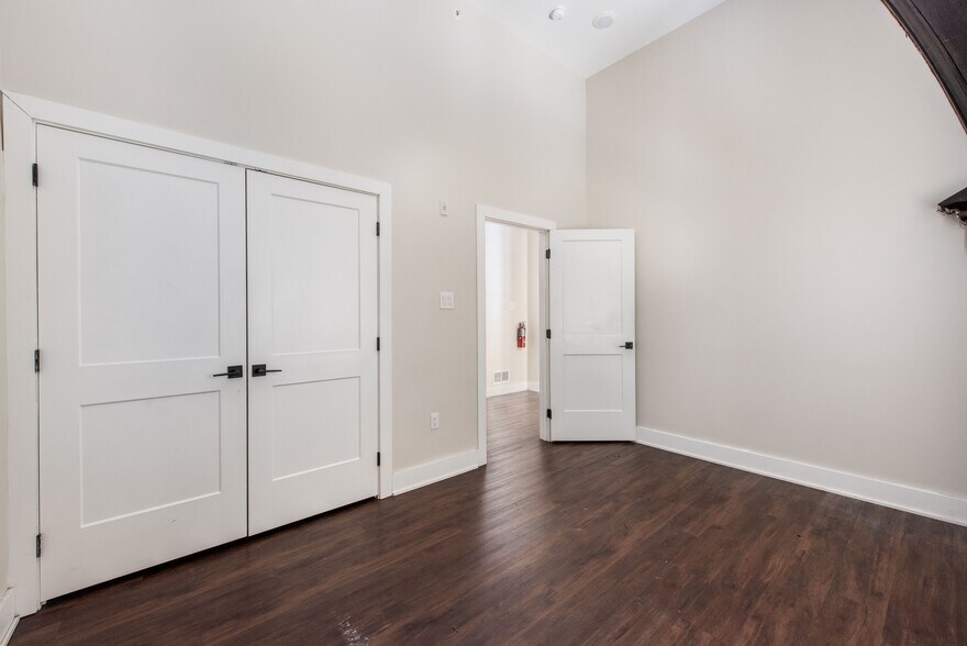 More Photos Of 5250 Wayne Ave, Philadelphia Apartments For Sale