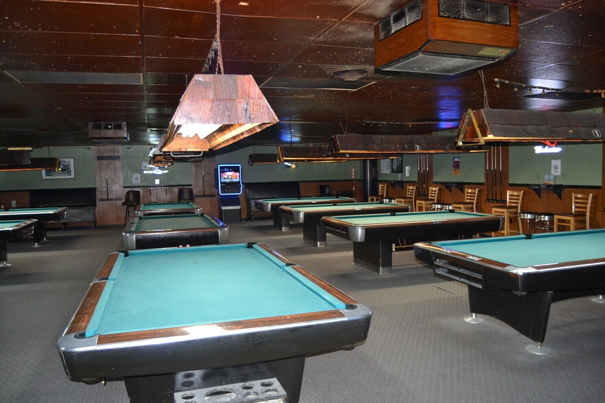 More Photos Of 1212 Rogers St, Clearwater Bar For Sale