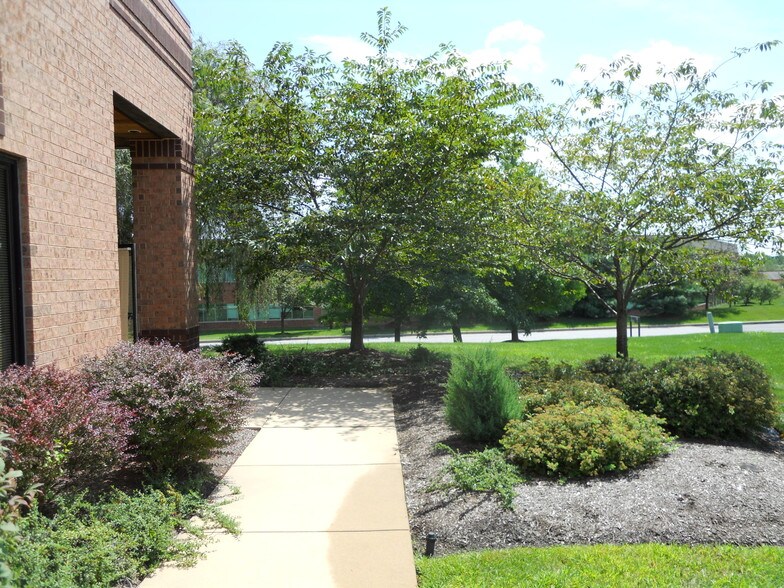More Photos Of 43 General Warren Blvd, Malvern Flex For Lease