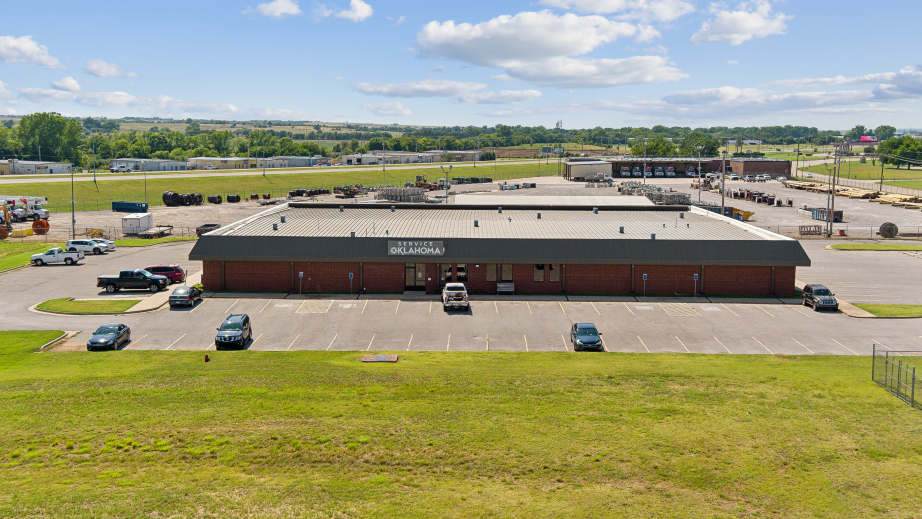 Primary Photo Of 1707 Frisco Ave, Chickasha Office For Sale