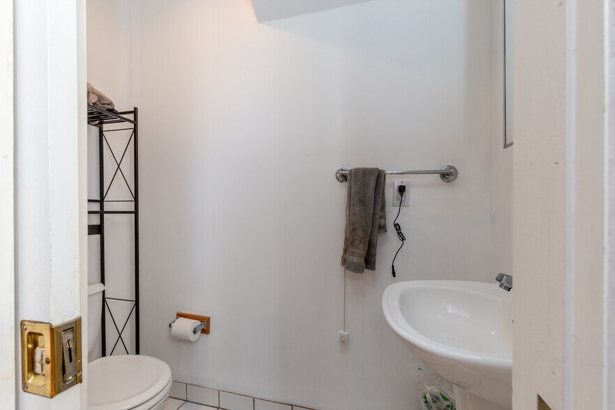 More Photos Of 158 Park St, Buffalo Apartments For Sale