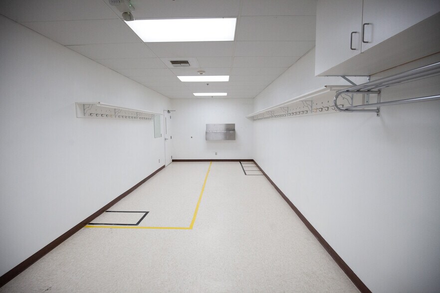 More Photos Of 1001 S 3rd St W, Missoula Manufacturing For Sale