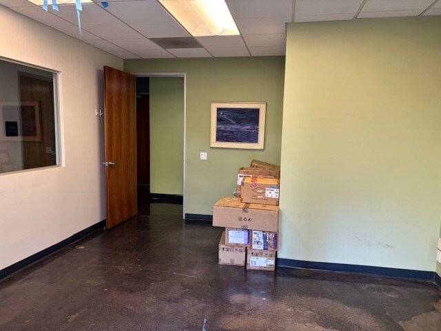 More Photos Of 2565 Camino del Rio S, San Diego Office For Lease