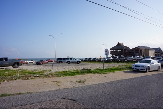 Primary Photo Of 3128 Seawall Blvd, Galveston Land For Lease