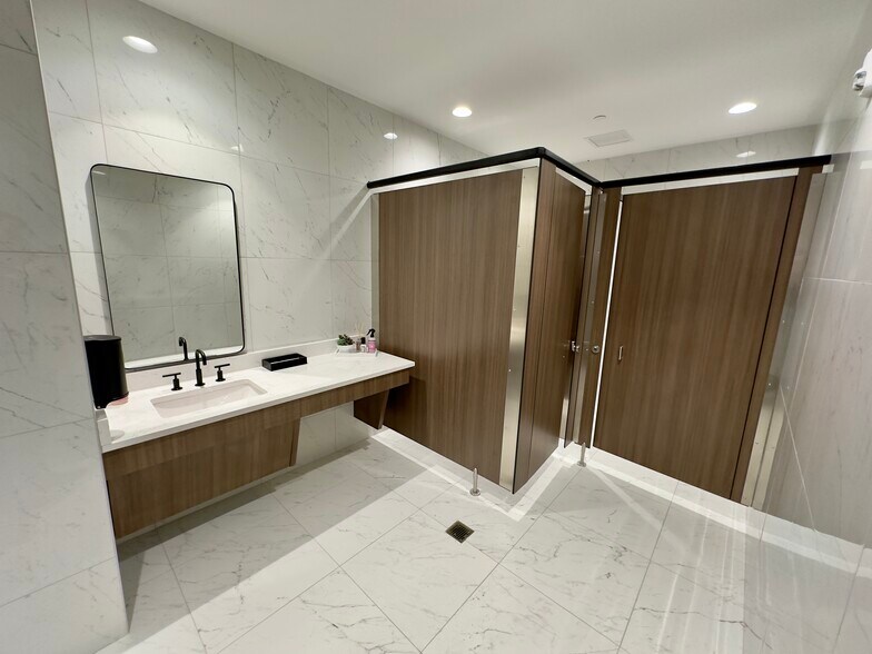 More Photos Of 11520 Davis Dr, Alpharetta Office For Lease