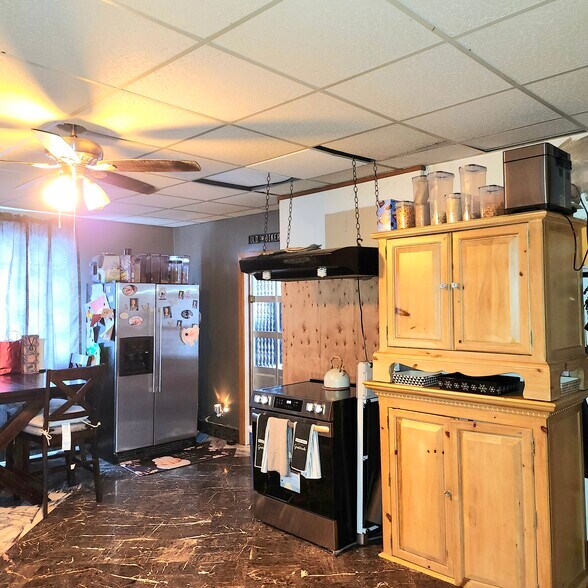 More Photos Of 511 3rd St, Rodeo Storefront Retail Residential For Sale