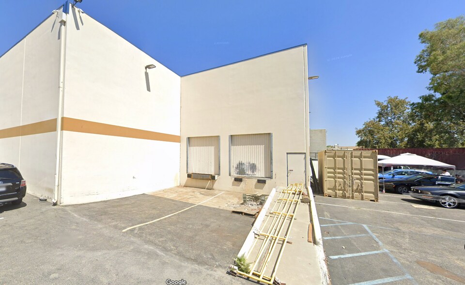 More Photos Of 12432 Foothill Blvd, Sylmar Industrial For Sale