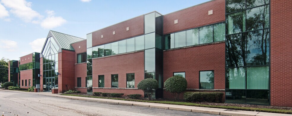 More Photos Of 213 Front St, McHenry Office For Lease