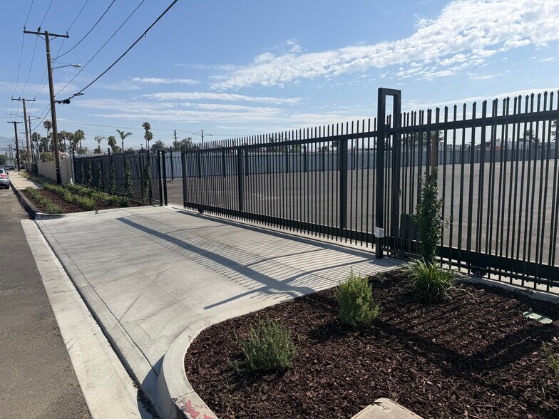 More Photos Of 10157-10167 Live Oak Ave, Fontana Land For Lease