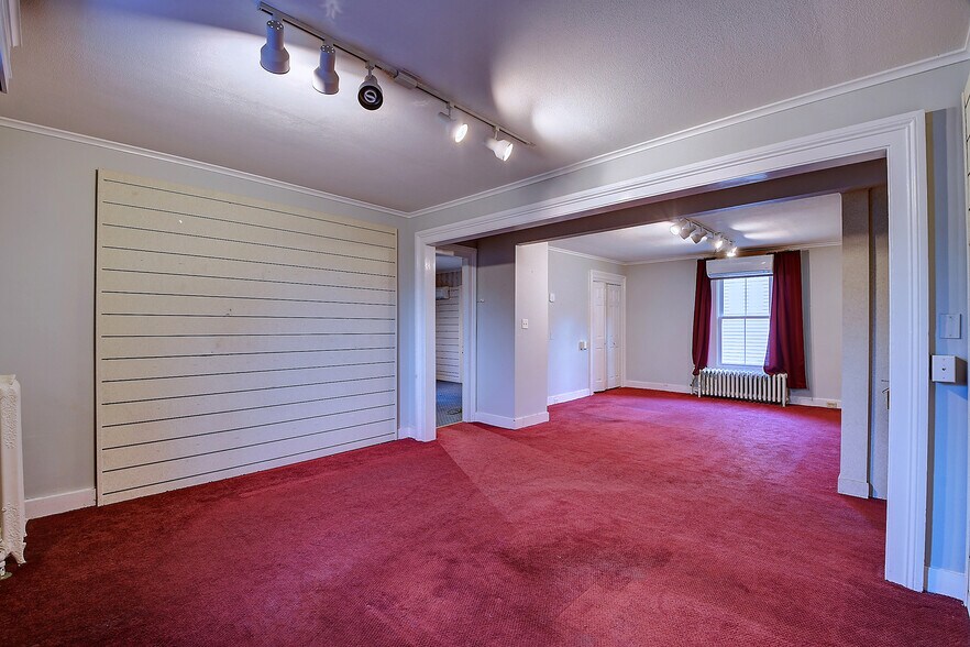 More Photos Of 201 Meadow St, Naugatuck Office For Sale