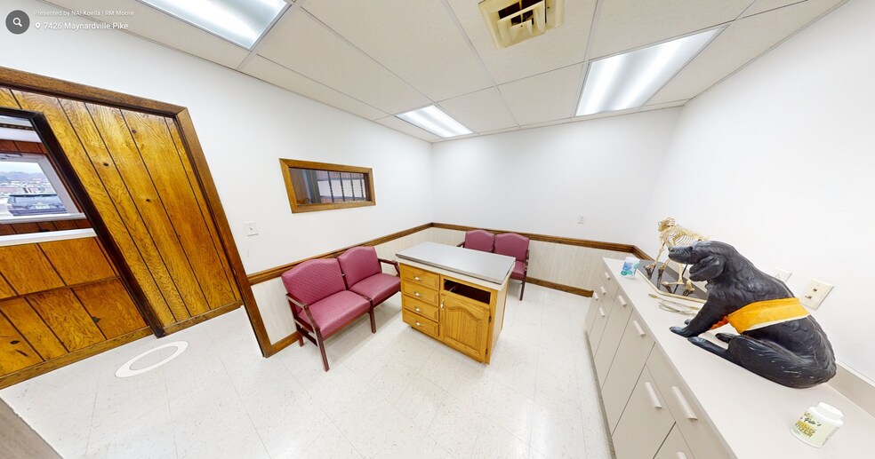 More Photos Of 7426 Maynardville Hwy, Knoxville Veterinarian Kennel For Sale