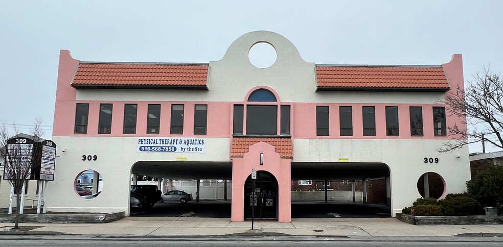 Primary Photo Of 309 W Park Ave, Long Beach Medical For Lease