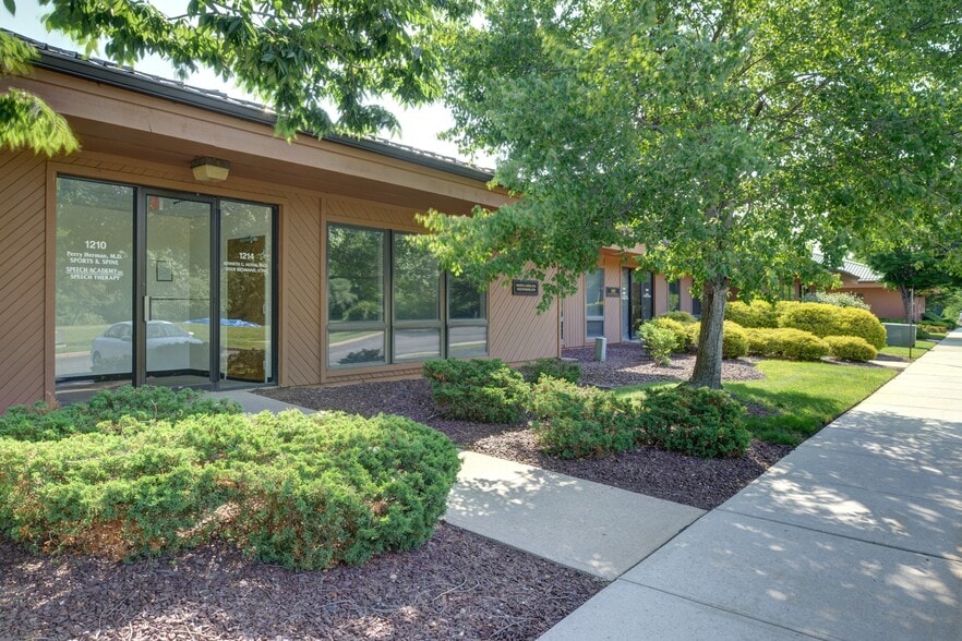 More Photos Of 666 Plainsboro Rd, Plainsboro Unknown For Lease