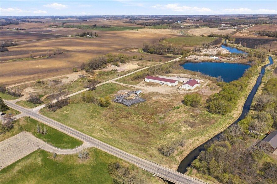 More Photos Of 24104 755th Ave, Albert Lea Warehouse For Sale