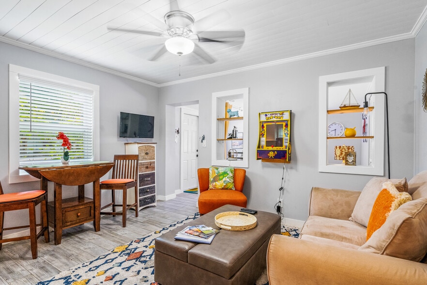 More Photos Of 11450 S Indian River Dr, Sebastian Hotel For Sale