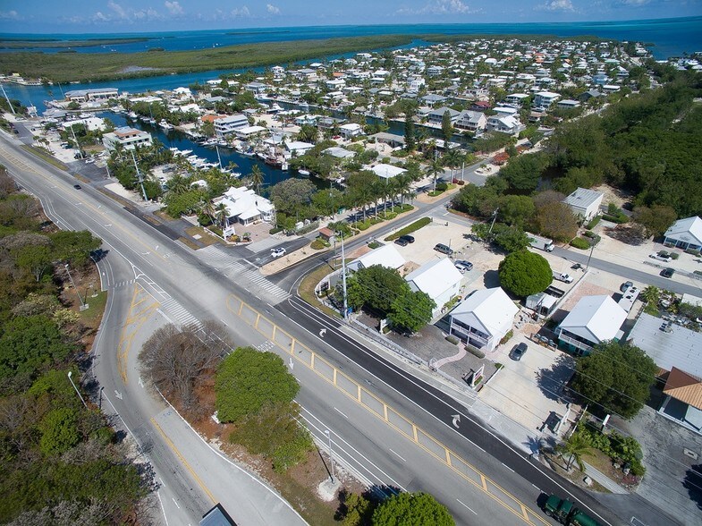 More Photos Of 85998 Overseas Hwy, Islamorada Office Residential For Lease